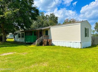22110 McGhee Dr, Saucier, MS 39574