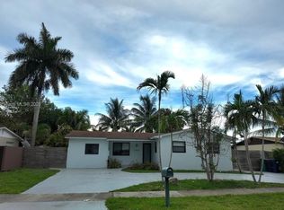 15831 SW 106th Ave, Miami, FL 33157