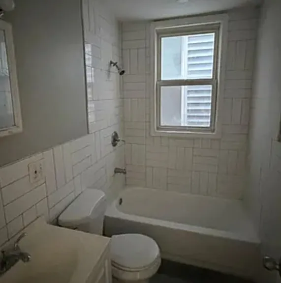 159 Myrtle Ave #1L — Photo 2