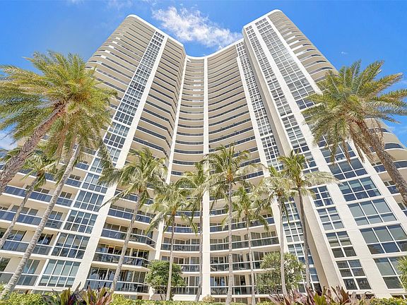 3rd image of 3200 N Ocean Boulevard #PH 2808