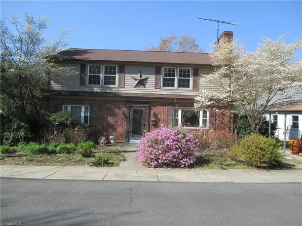 511 Kemp St, Eden, NC 27288