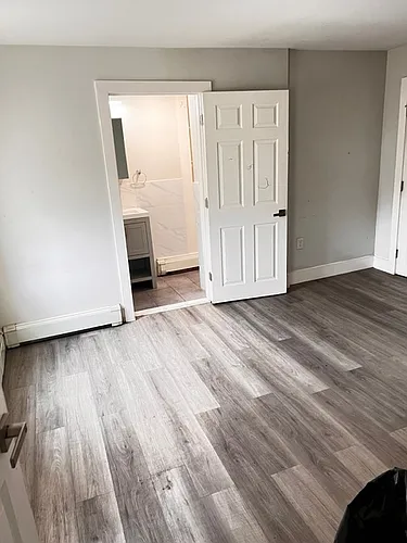 5 Frederick St Photo 1