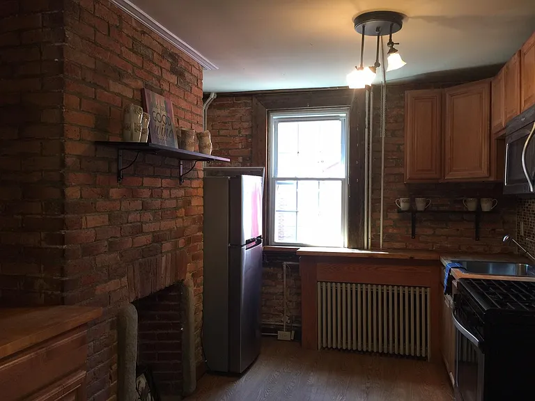1803 Fleet St #3 — Photo 2