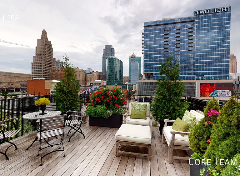 1513 Walnut St #502 — Photo 18