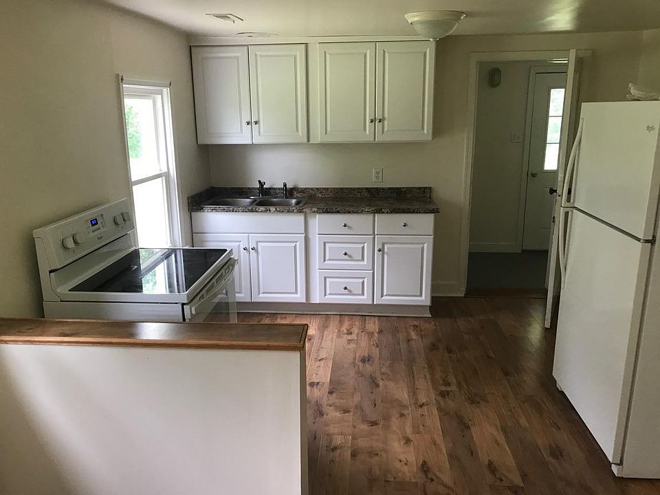 2nd image of 241 Terrapin Ln