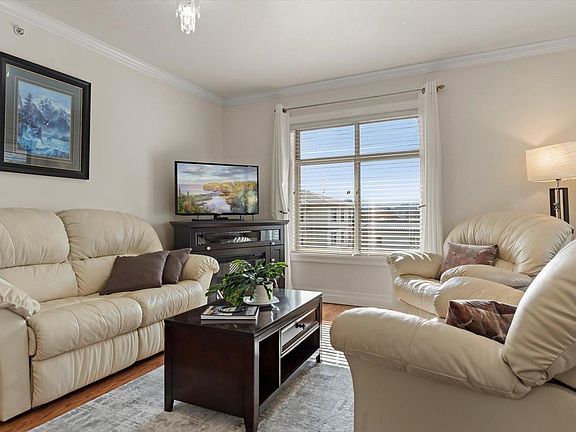 3rd image of 45769 Stevenson Rd #404