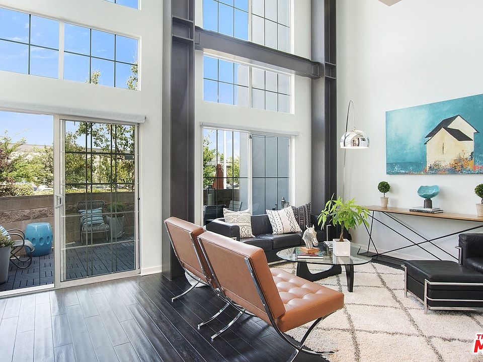 1st image of 5400 Playa Vista Dr APT 25