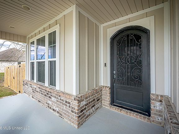 4th image of 10545 W Landon Green Cir
