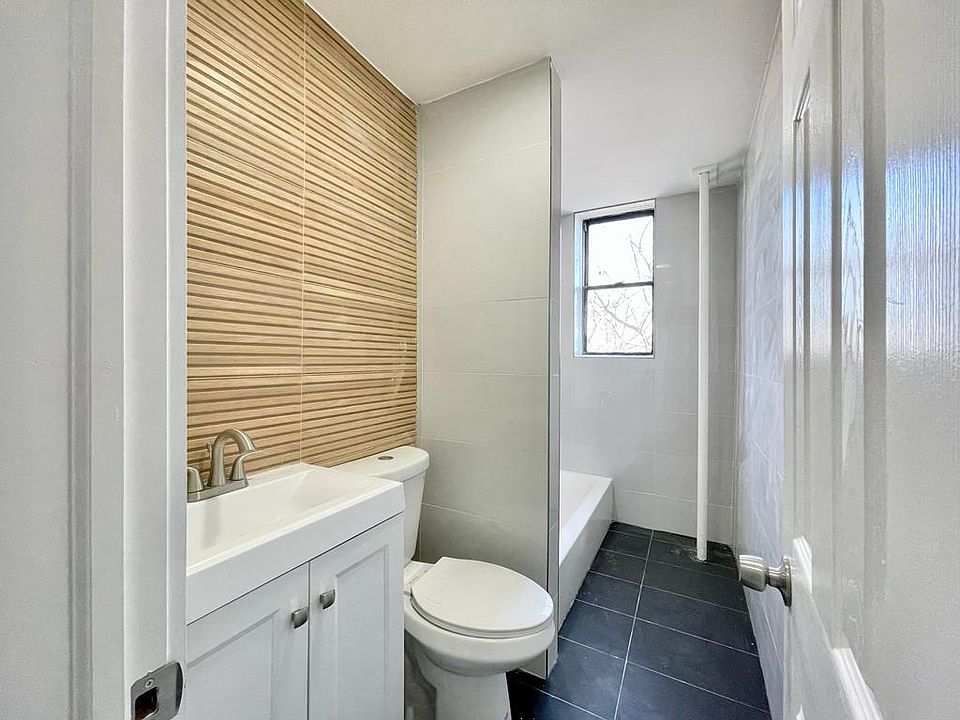 2nd image of 6 Bergen Ave #32AB