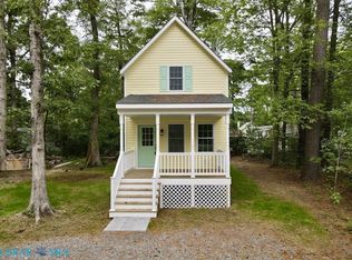39 Neale Dr, Reedville, VA 22539