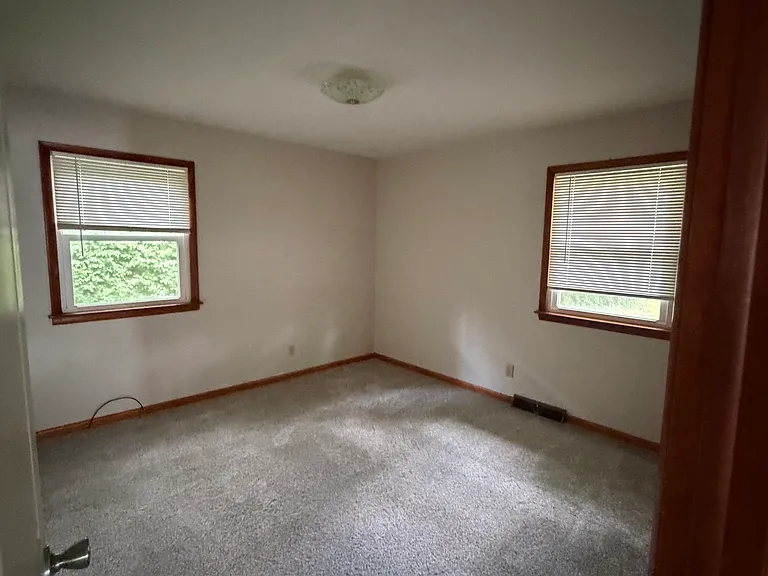 621 Shadoway Dr — Photo 10