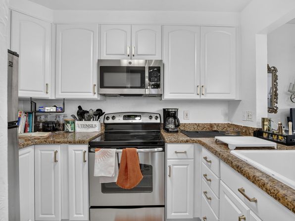 900 River Reach Dr APT 522