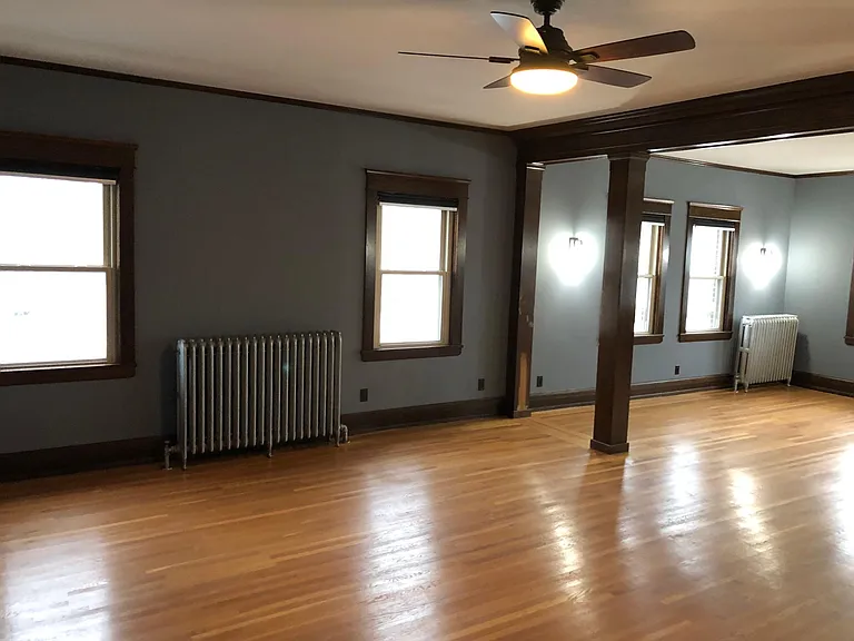 52 Amherst St — Photo 4