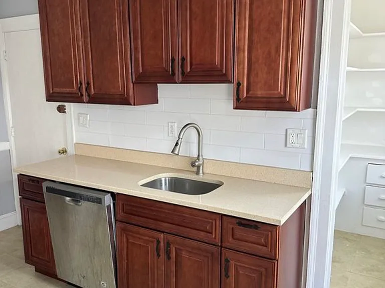 50 Ardmore Rd #2 — Photo 11