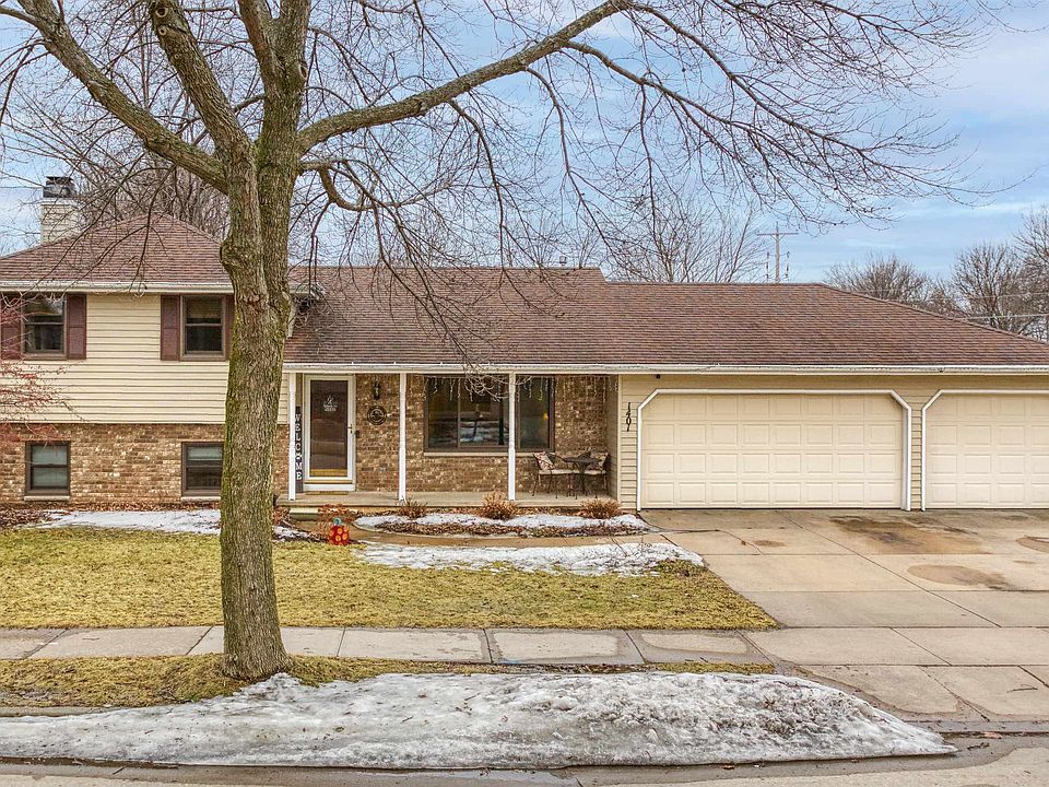 1401 E Meadow Grove Blvd, Appleton, WI 54915 Zillow