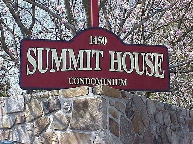 Summit House