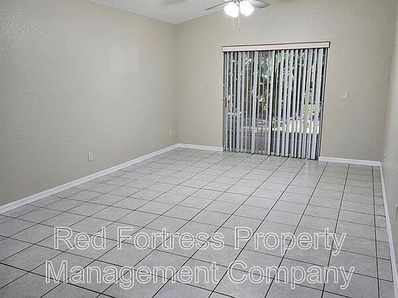 4th image of 1916 Santa Barbara Blvd APT A