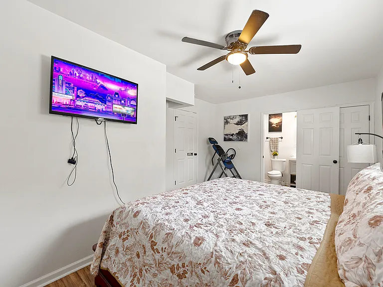 5989 Bowden St — Photo 11