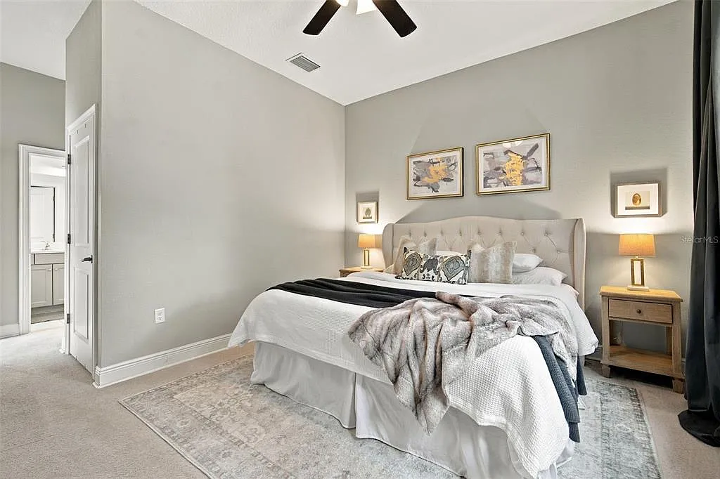 3 bed, 2.5 bath, 1979 sqft, $2,995 — Photo 4