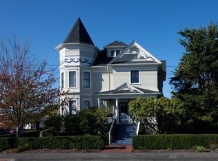 2436 East St, Eureka, CA 95501