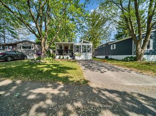 580 Beaver Creek Rd #9, Waterloo, ON N2J3Z4