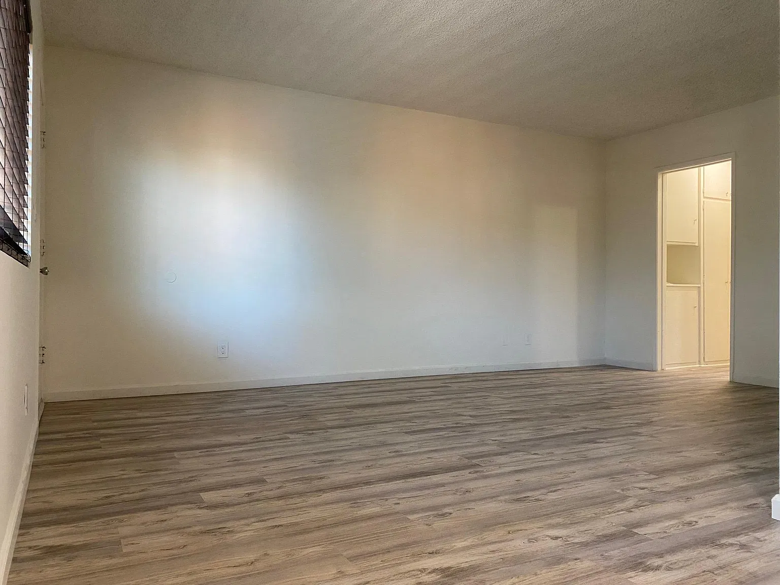 1 bed, 590 sqft, $2,600 — Photo 2