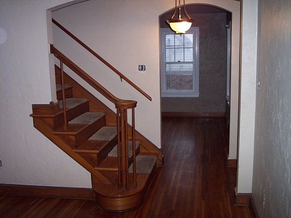 4th image of 1920 N Circle Dr