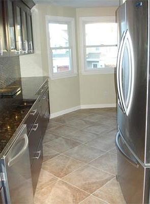 5th image of 5 Tisdale Dr