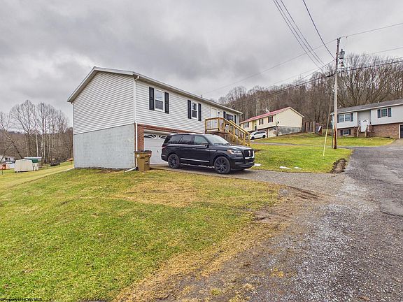 2nd image of 47 Brookside Dr