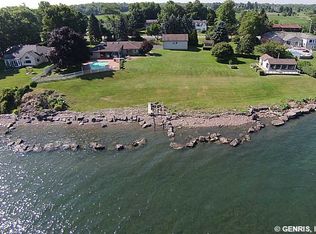 2419 Lake Rd, ONTARIO, NY 14519