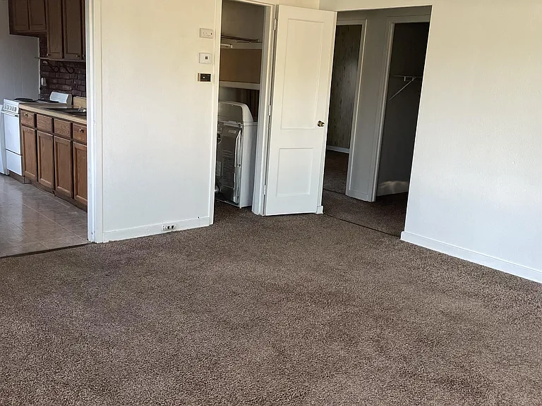 2030 Chaney Rd #1 — Photo 17