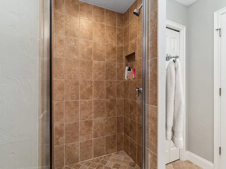 3773 SW 21st Dr — Photo 46
