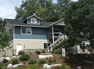 432 Crestview Loop, Grants Pass, OR 97527