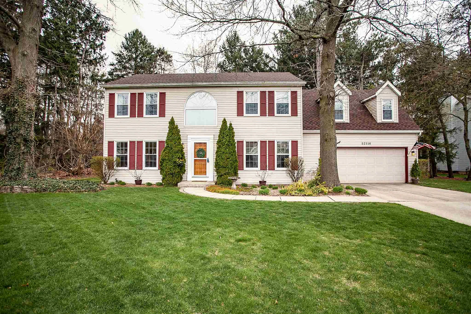 52116 Falcon Chase Dr photo 1