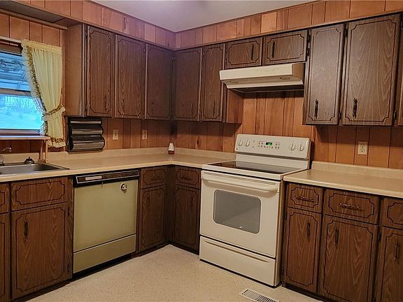 4th image of 118 Schmitt Dr