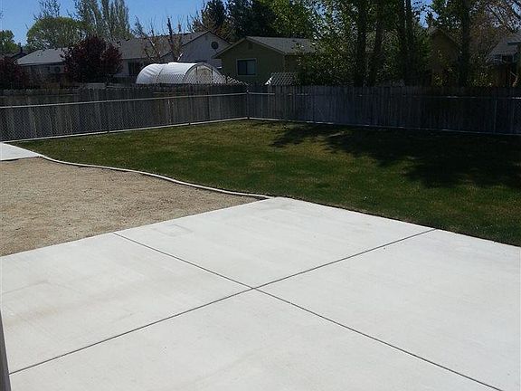 2nd image of 1343 Patricia Dr