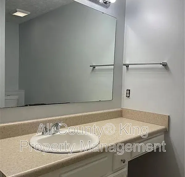 1866 Tryon Dr #8 — Photo 13