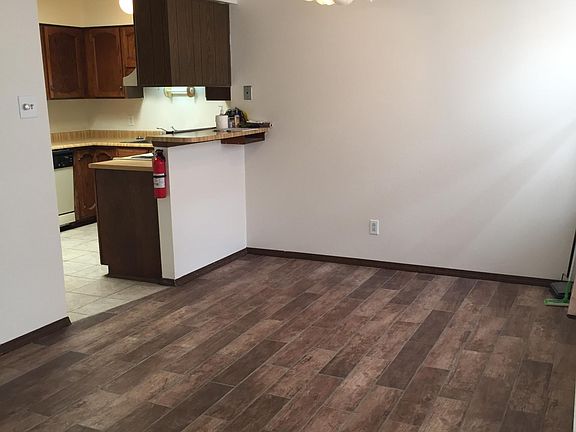 Dining/Kitchen