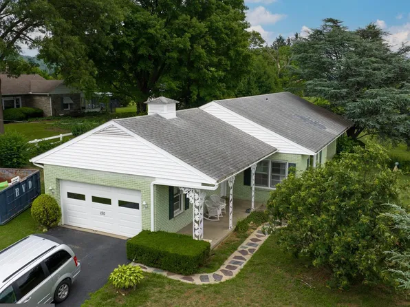 150 Harold St, Hallam, PA 17406