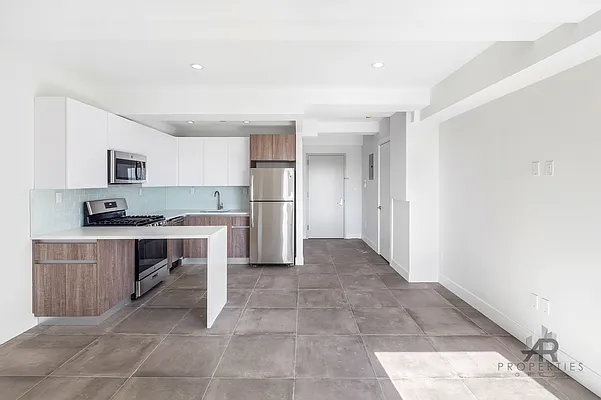 Rented by A&R Properties Group LLC | media 7