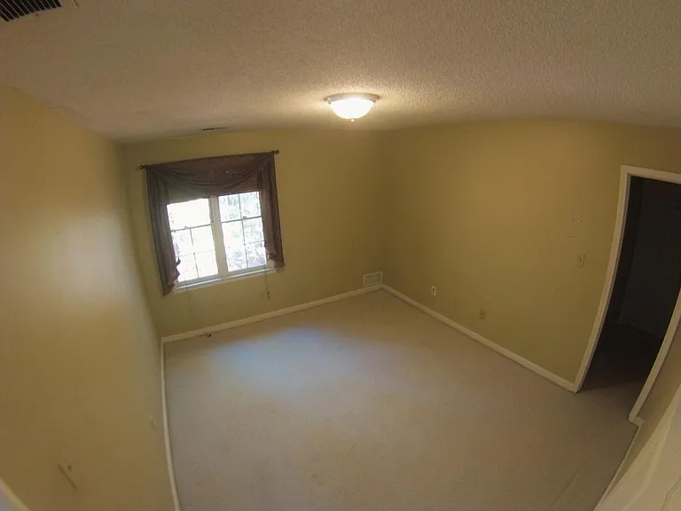 Upstairs Bedroom 2