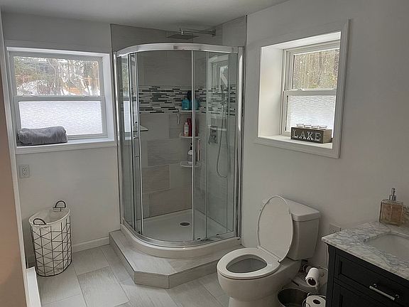 Downstairs Bathroom heat flr