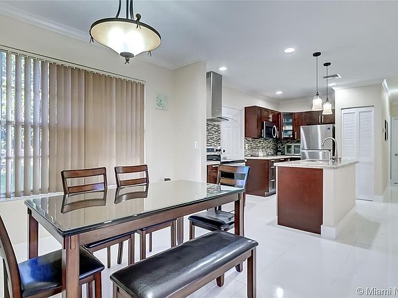 3rd image of 3301 NW 151st St