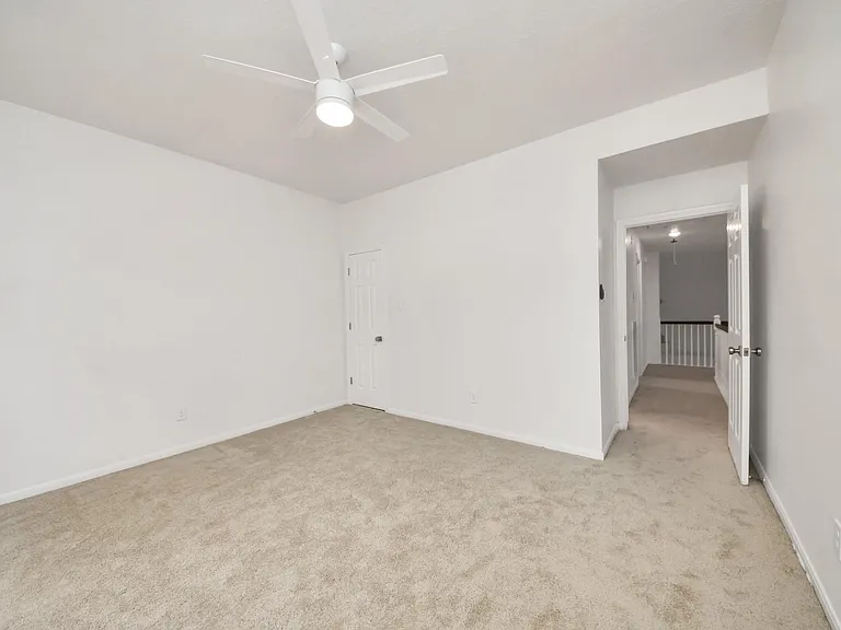 7130 Glenwood Dr — Photo 34