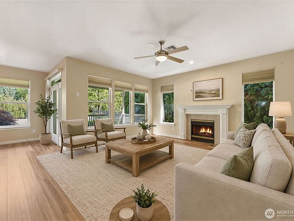 2nd image of 807 SE Covey Court