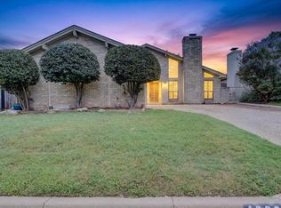 4083 Hidden View Cir, Fort Worth, TX 76109