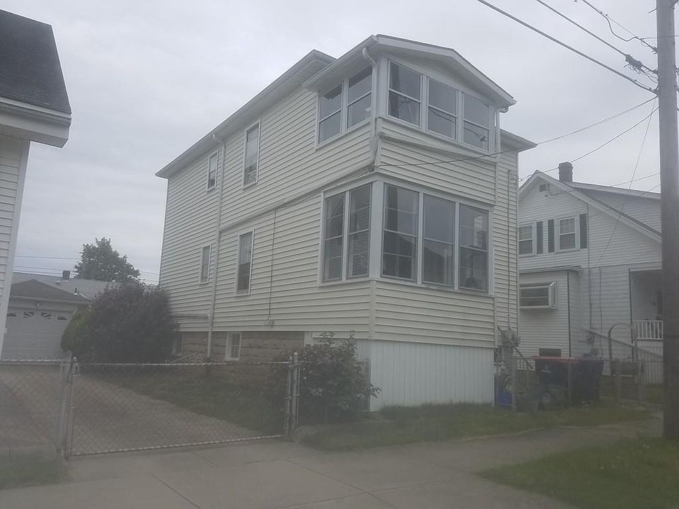 2nd image of 200 Glennon St