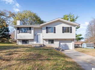 7904 Clover Ct, La Vista, NE 68128
