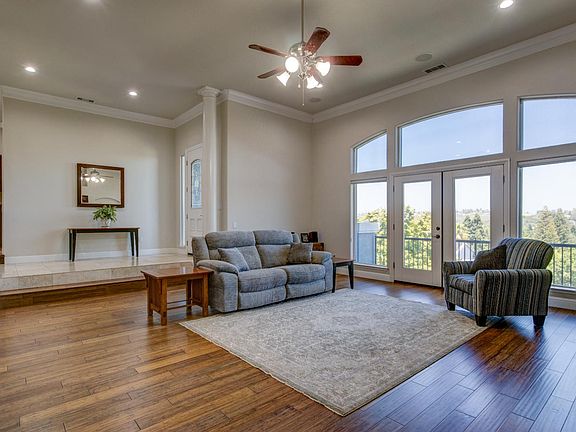 5th image of 2622 Bertella Rd