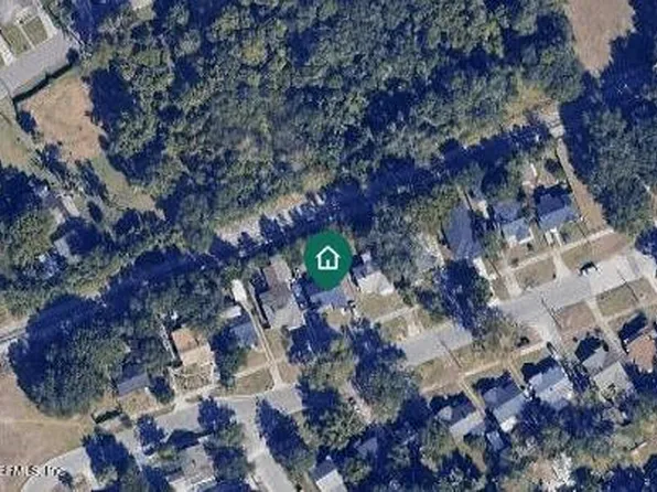 651 CHESTNUT Drive, Jacksonville, FL 32208